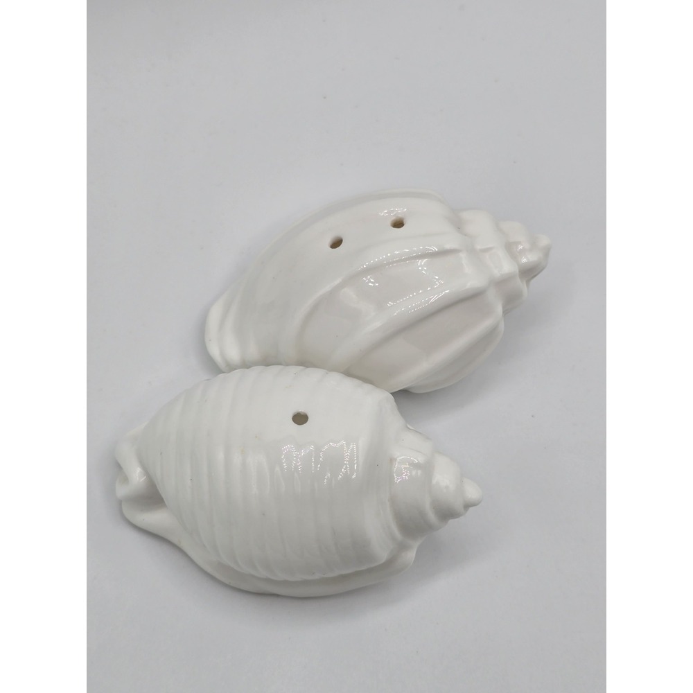 Vintage Rare Sea Shell Salt and Pepper Bone China By Stafford - Picture 8 of 12